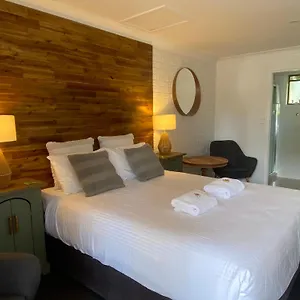 Palms Motel Beachmere